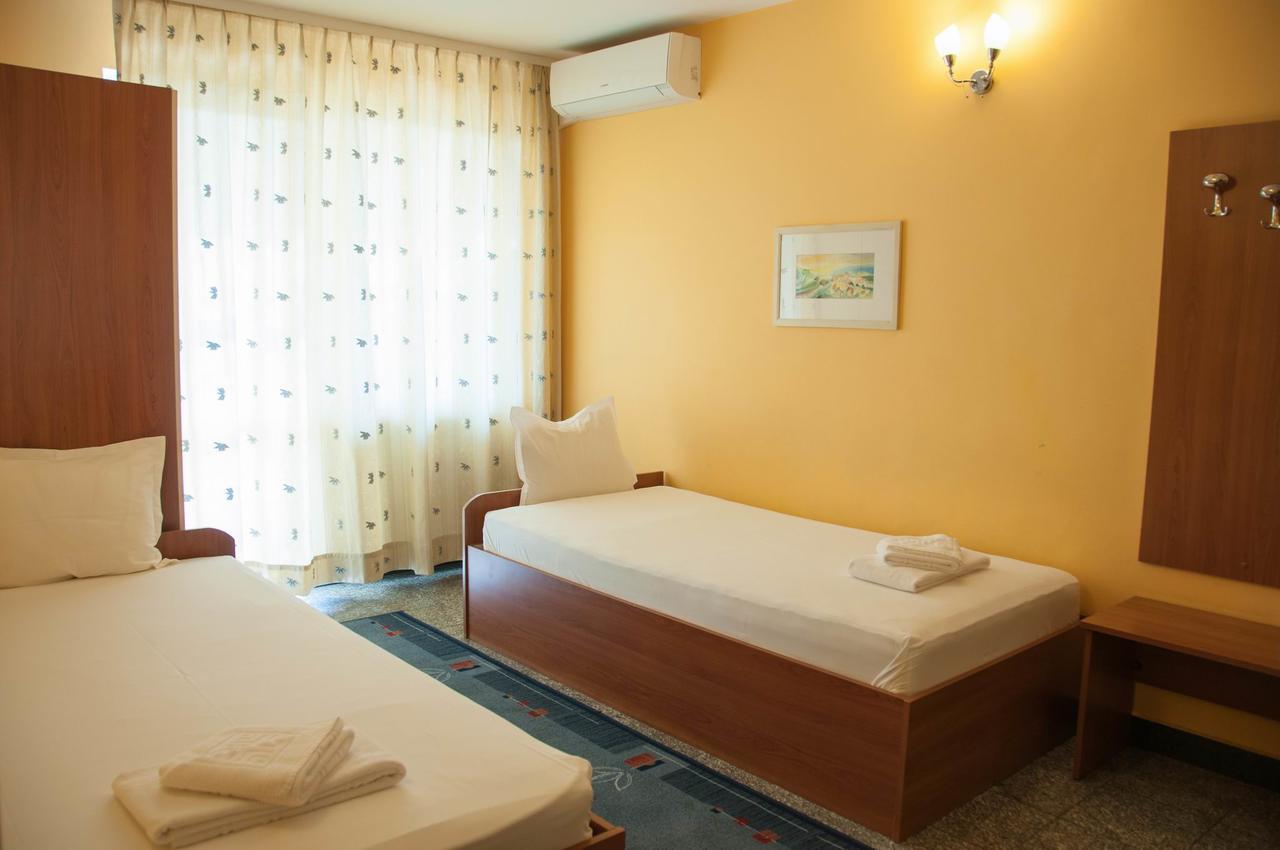 Hotel Ertancom ブラゴエヴグラト エクステリア 写真